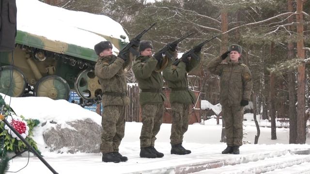 А. Небаев, А. Калис, С. Деменев, А. Кайгородов и Н. Печенкин – герои нашего времени смотреть онлайн
