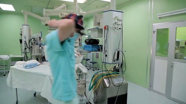 Операция (операционный зал) Surgery (operating room) смотреть онлайн