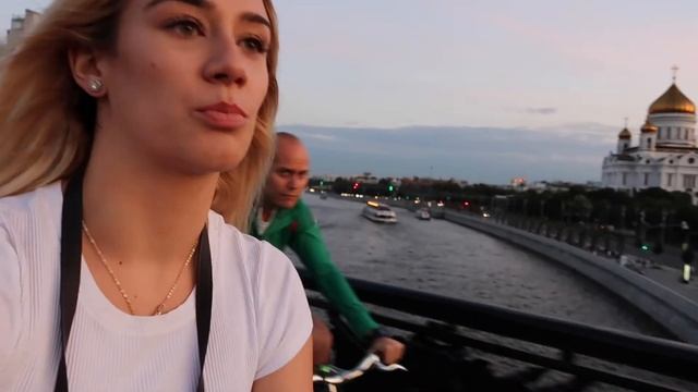 Moscow | Travel Vlog Part 1 смотреть онлайн