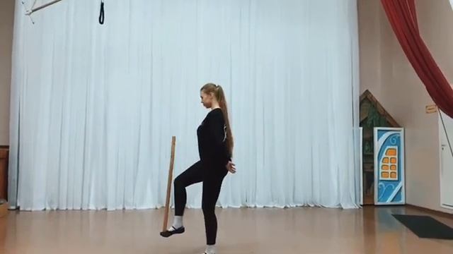 Эквилибр с шестом.