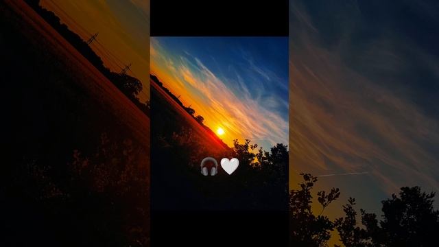 Музыка 🤍 ~{ Мона Мия }~ смотреть онлайн