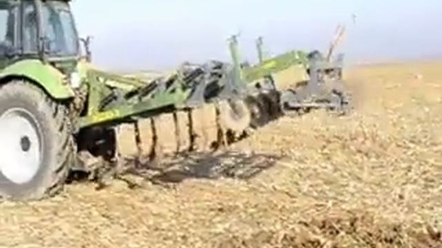 Maquinaria Agricola Camps Sangil NIZA3-3 Maíz sin Picar en regadio смотреть онлайн