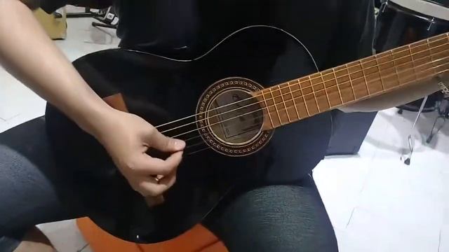 Guitarra criolla Bohemia mediana color negro смотреть онлайн
