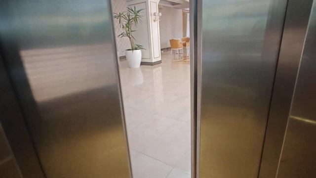 Панорамные лифты и лобби Jadore Deluxe