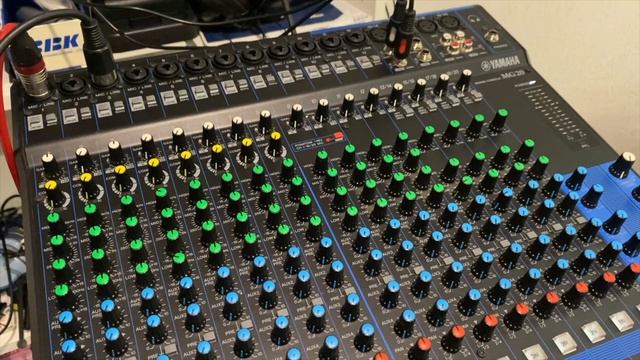 Shure Beta 58a: оригинал или фабричная копия? смотреть онлайн