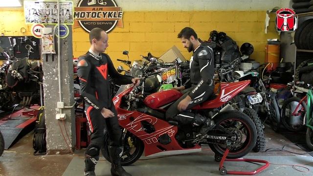 Laguna Seca (4) jednoczęściowy vs dwuczęściowy - Motosapiens.pl смотреть онлайн