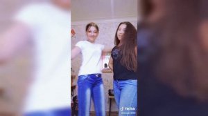 Мухлисони Азизбек Чураев ва Лилия дар ТикТок 2021
