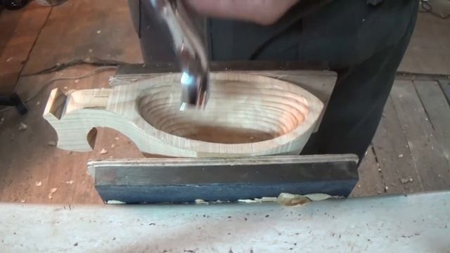 Заработать на бруске. Делаю на заказ Этно Ковшики Коняшки из кедра. Woodcarving. Making Kuksa
