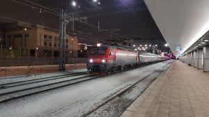 ЭП20-046 с поездом №7 "Таврия" Санкт-Петербург - Севастополь | Митьково