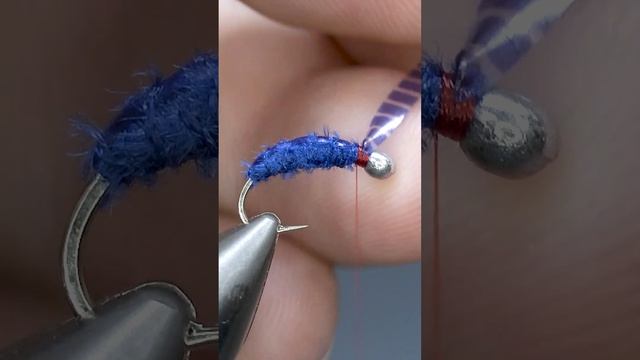 Проверенная мушка из Micro nymph синели от #Sibnymph #flytying #хариус #мушки #рыбалка а смотреть онлайн