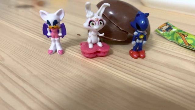 Распаковка Kinder Сюрприз. Kinder Surprise Eggs