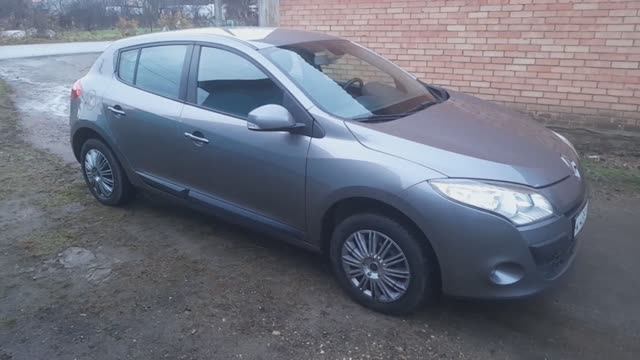 Достоин внимания ! Микро видео обзор Рено меган 3. смотреть онлайн