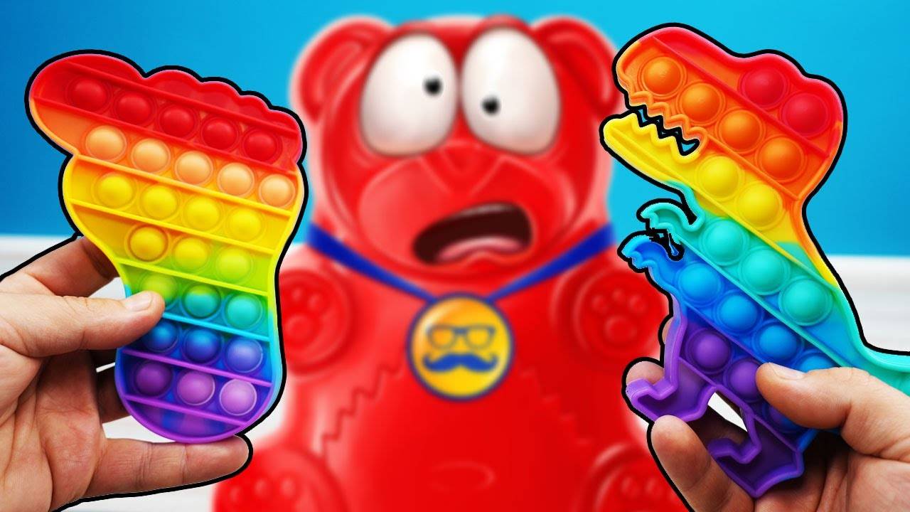 4 СПОСОБА ПОЛУЧИТЬ POP IT ДЛЯ ЖЕЛЕЙНОГО МЕДВЕДЯ ВАЛЕРЫ | ПОП ИТ ИЗ ШОКОЛАДА смотреть онлайн