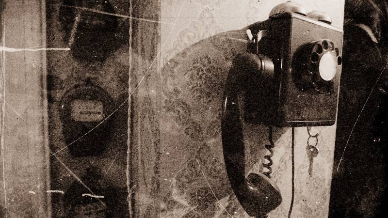 Странные звонки смотреть онлайн