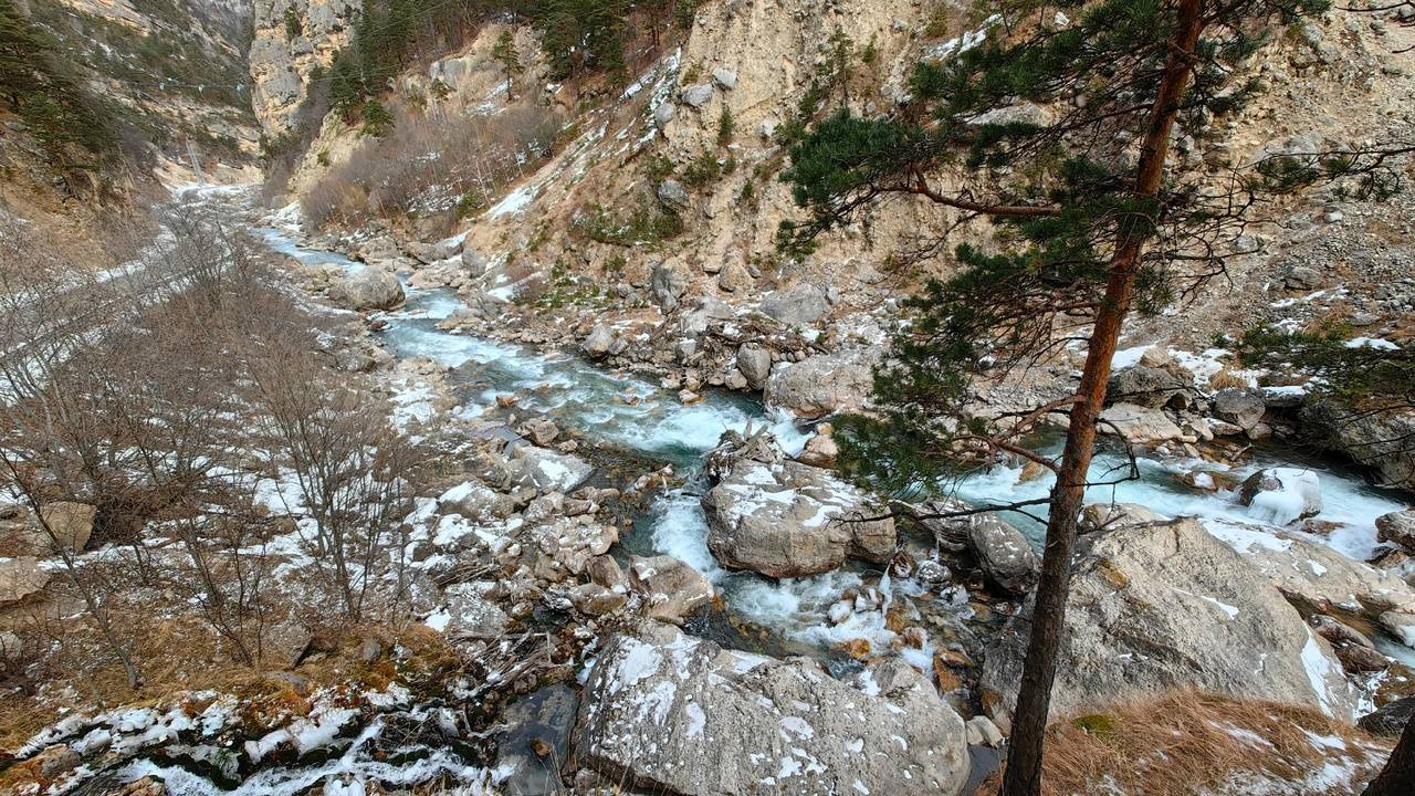 Ущелье реки Асса в Ингушетии смотреть онлайн