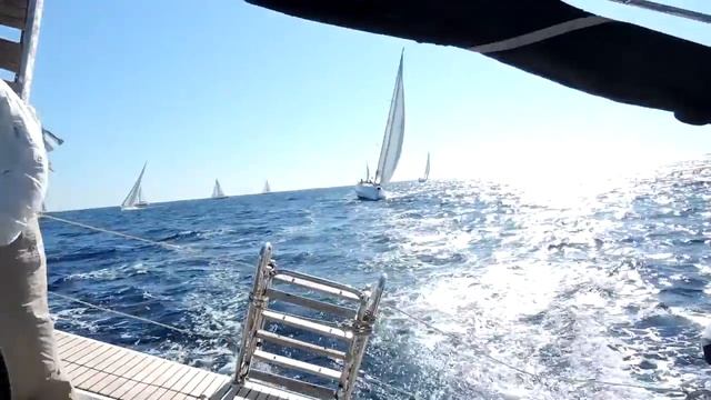 Старт гонки у острова Гидра смотреть онлайн