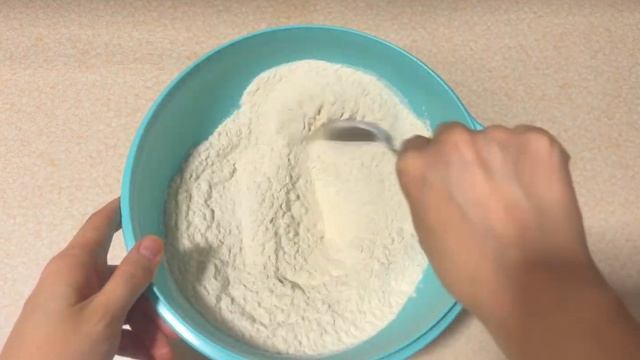 Мягкие и воздушные кексы | Рецепт кекса на кефире | Легкая и быстрая выпечка смотреть онлайн