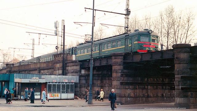 В Москве реконструируют путепровод на Комсомольской площади смотреть онлайн