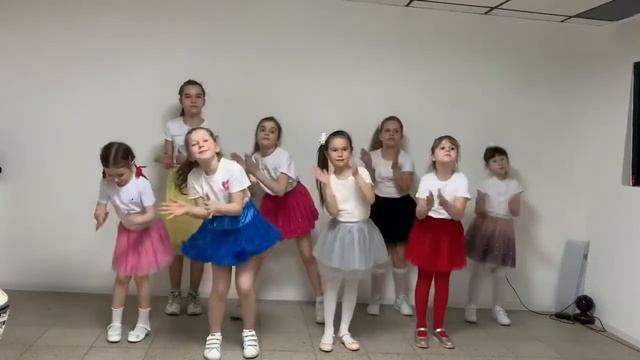 Шоу-группа «Кексы» смотреть онлайн