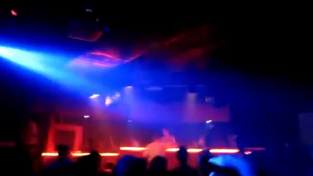 Sub Focus - Timewarp - Roxanne Parlour - 07/01/11 смотреть онлайн