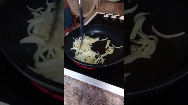 Сметанный Жульен С Курицей И Грибами 🥧