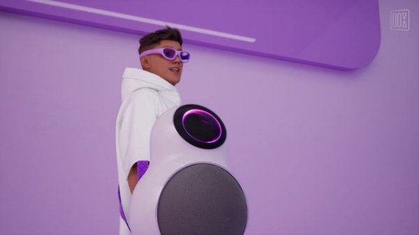 Вредная умная колонка Лариса (3D Unreal Engine)