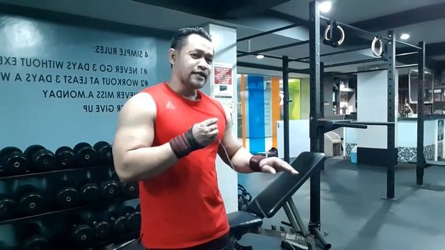 Ngegym di Evolve Fitness, Apartemen Gunawangsa manyar surabaya. by Mohammad Arif смотреть онлайн