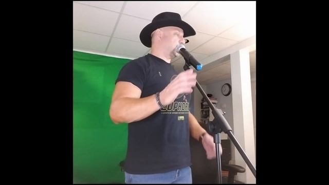 Folsom Prison Blues Karaoke! Trying out the new mixer! смотреть онлайн