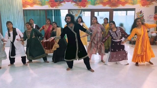 Learn Dance Steps Of Shri Krishna Govind (DEVESH MIRCHANDANI)