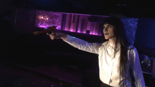XENIA WEST // PULP FICTION смотреть онлайн
