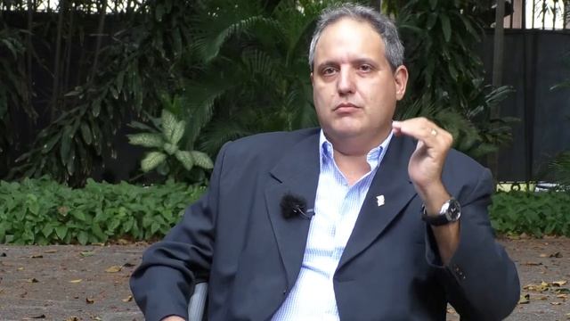 `La población cubana reclamó la inclusión del término Comunismo en la Constitución´ смотреть онлайн