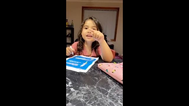 Little girl hilariously calls out dad's lie on camera смотреть онлайн