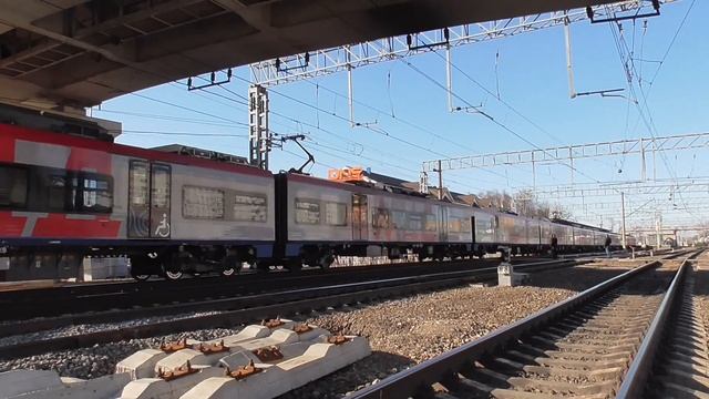"Под перекраской МЦД" ЭС2Г-131. Отправляется со станции Щербинка. смотреть онлайн