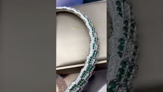 Колье змея Bvlgari смотреть онлайн