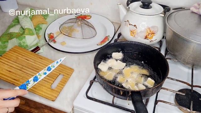 ӨТЕ ОҢАЙ ЧАКЧАК. Құрамы 2 ақ заттан тұратын . ЧАКЧАК СО СГУЩЕНКОЙ смотреть онлайн