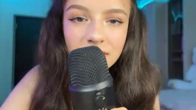 ТВОЙ ЛЮБИМЫЙ АСМР неразборчивый шепот, таппинг, триггеры смотреть онлайн