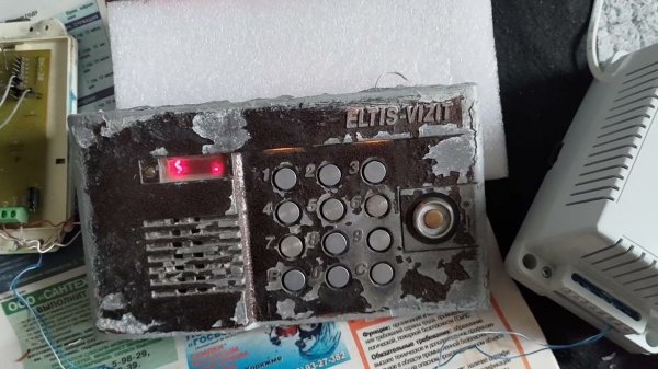 Домофон ELTIS-VIZIT в работе !