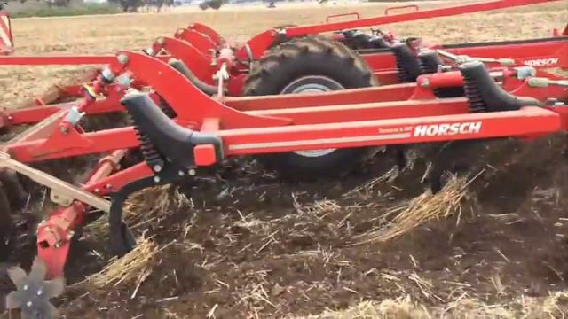 HORSCH Terrano 6MT Three In One  - Tillage Equipment