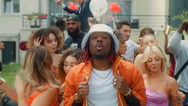 Maxi Boule Ft. Koba LaD (Clip Officiel)