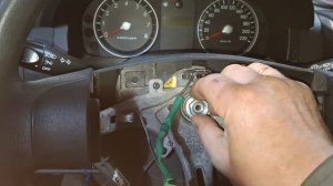 Замена шлейфа подрулевого Хендай Гетс.