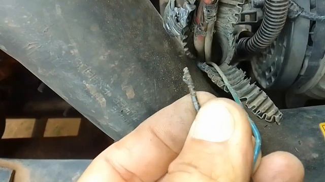 caminhão luz de bateria acesa direto e não era o alternador смотреть онлайн