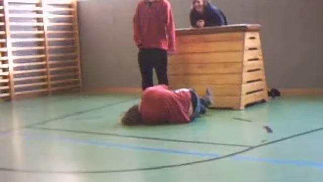 volleyball in die leiste смотреть онлайн