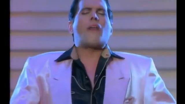 Freddie Mercury The Great Pretender Official Video смотреть онлайн