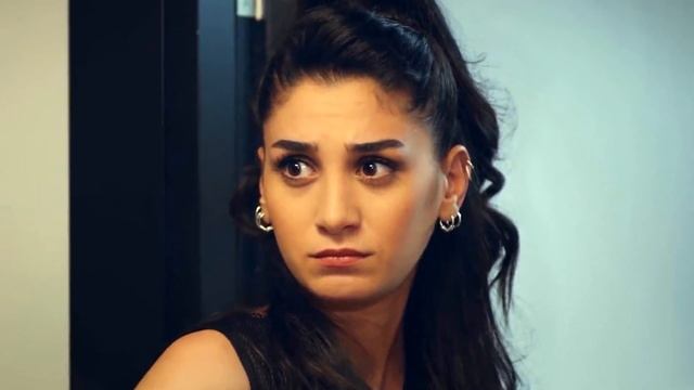 İYİSİ Mİ by Nilüfer ~ ( Actress: Sitare Akbaş ) 4K смотреть онлайн