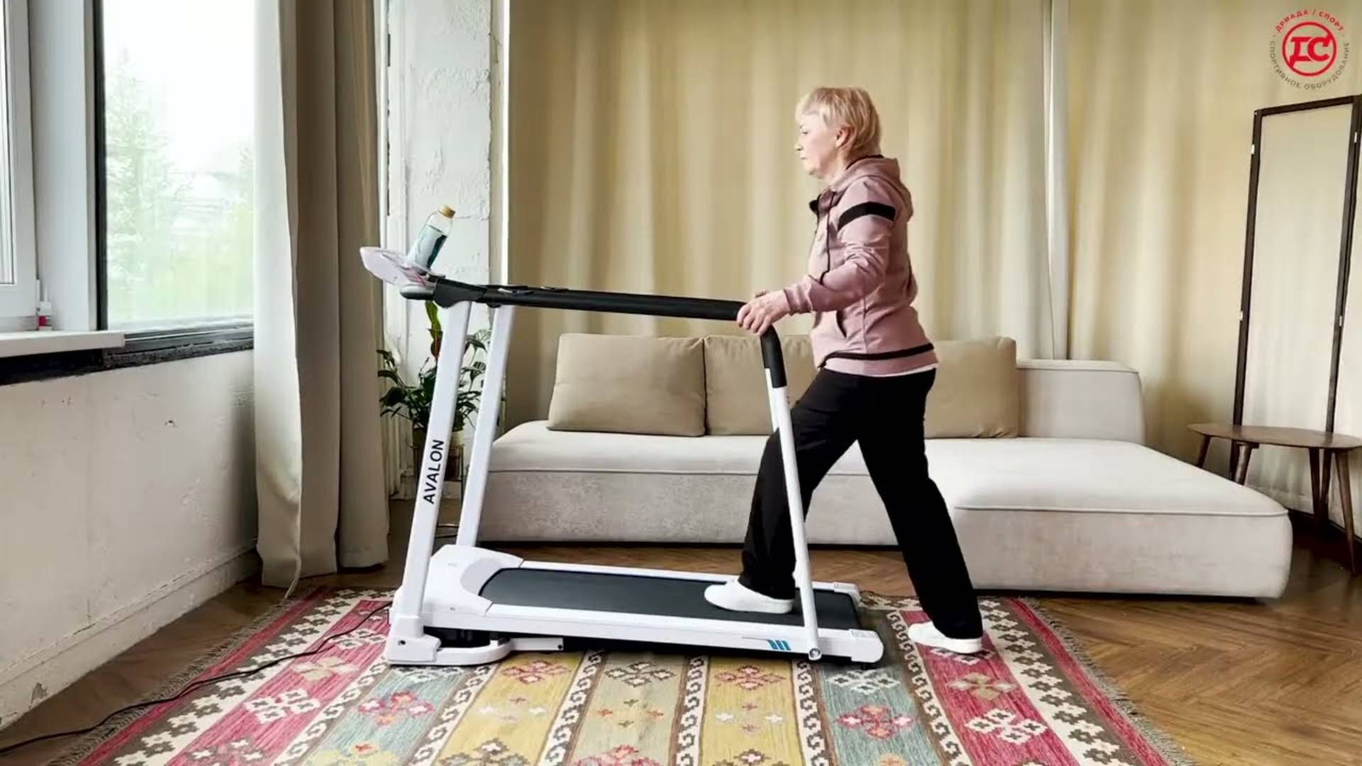 Беговая дорожка DFC AVALON для реабилитации T185W смотреть онлайн