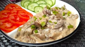 Бефстроганов из говядины в сметанном соусе: классический рецепт