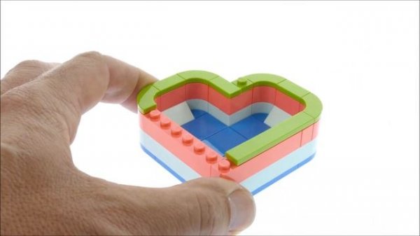 Lego Friends 41388 Mia´s Summer Heart Box Speed Build