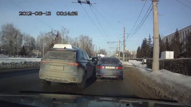 ДТП 13:30 14-01-2025 Богдана Хмельницкого, Октябрьская администрация смотреть онлайн