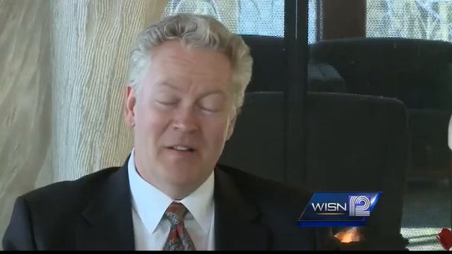 MSO concertmaster Frank Almond to return to stage Monday; Violin still in question смотреть онлайн