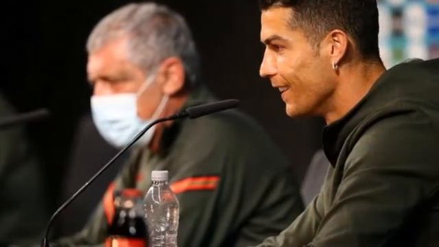 Ronaldo Geser Botol Coca Cola Disentil Pemain Dan Pelatih Inggris Euro 2020 Euro 2021 смотреть онлайн